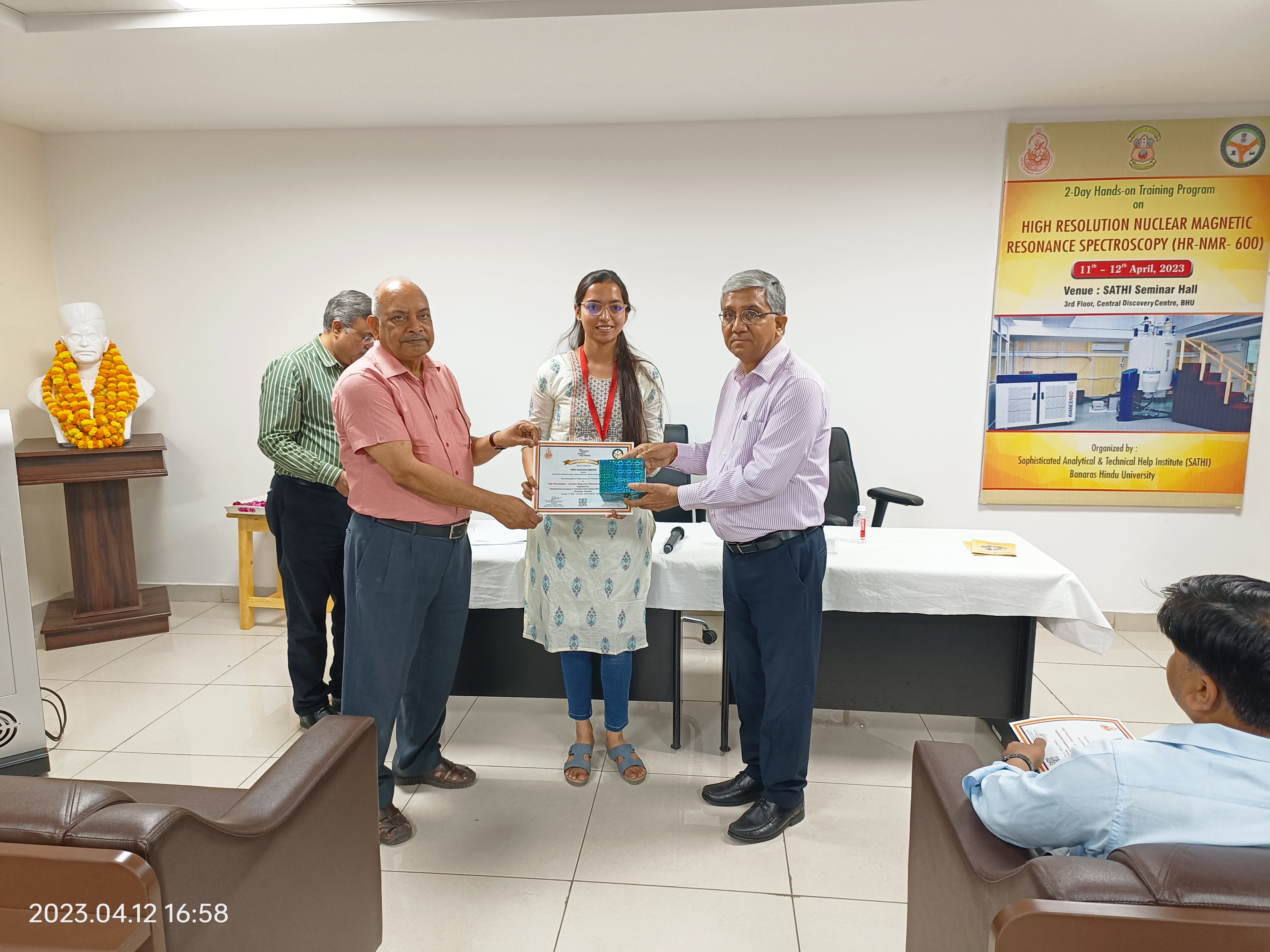 Certificate Distribution at Valedictory function of 2-Day Hands-on Training Program on High Resolution – Nuclear Magnetic Resonance Spectroscopy (HR-NMR- 600) Equipment